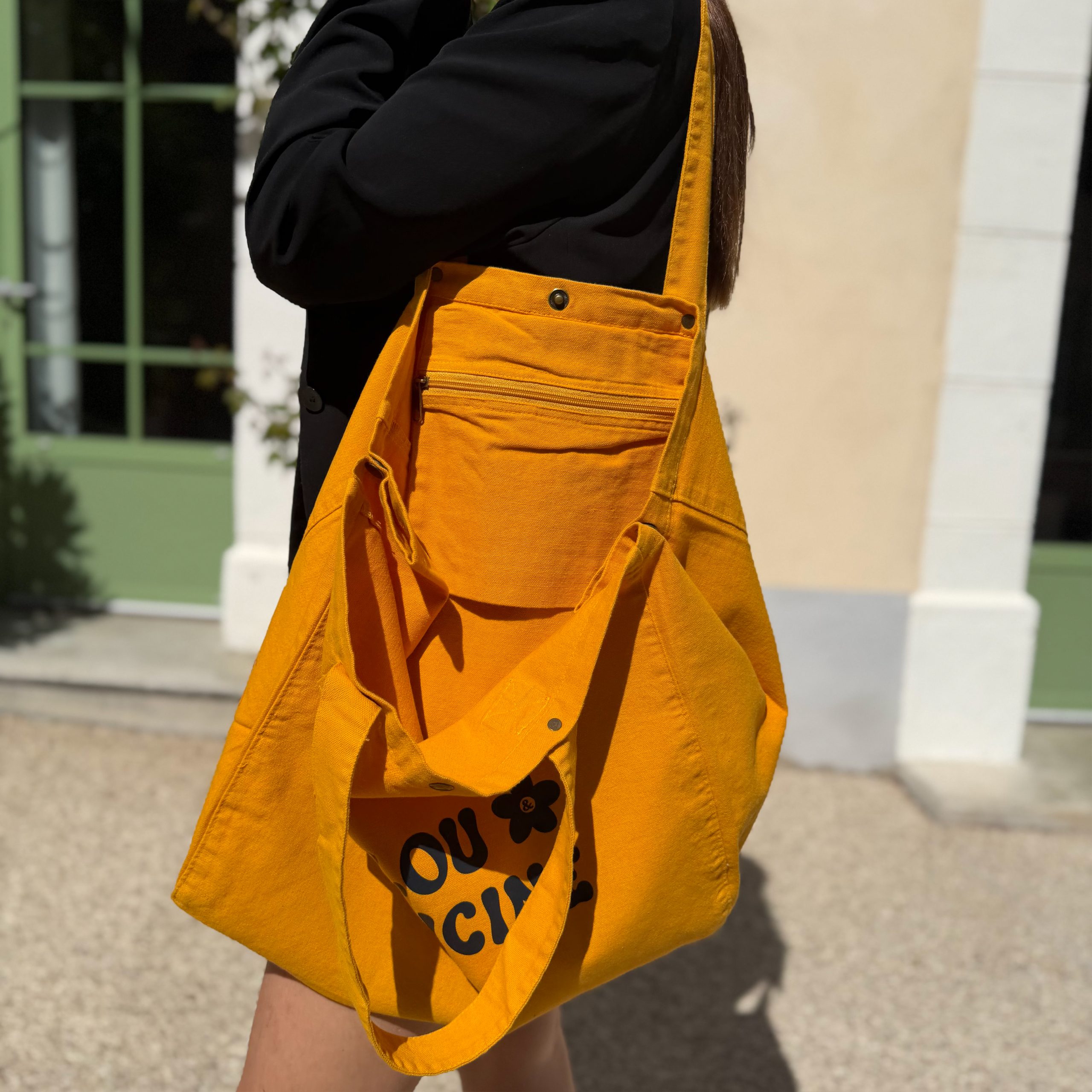 Sac cabas à pression jaune – Image 3